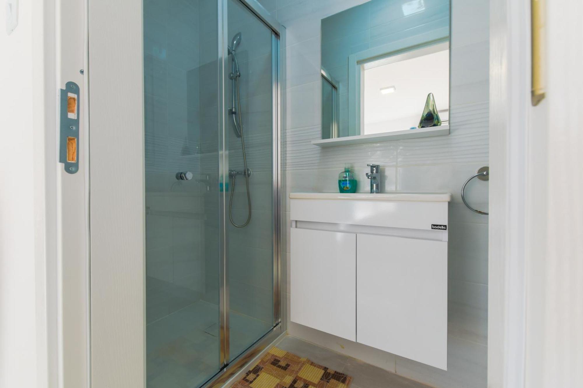 Apartamento Brand New 3 Bdr 2 Bth H12