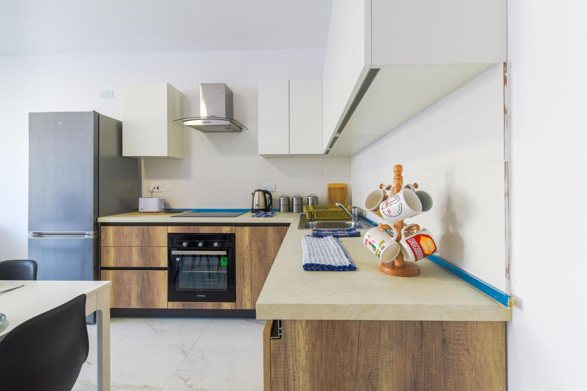 Brand New 3 Bdr 2 Bth H12 Apartamento